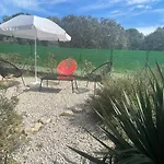 Le Calme De La Garrigue Russan