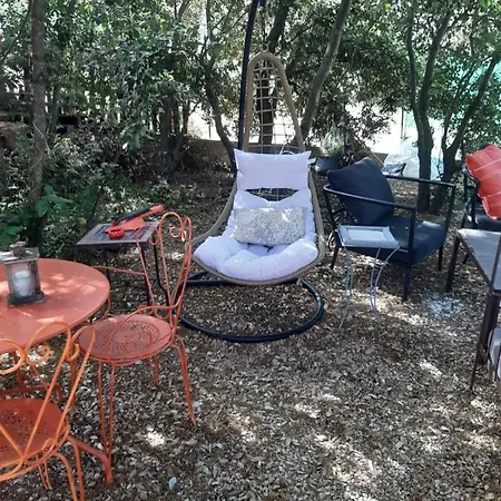 Alojamento de Acomodação e Pequeno-almoço Le Calme De La Garrigue