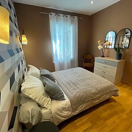 Bed and breakfast Le Calme De La Garrigue