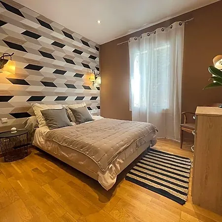 Bed and breakfast Le Calme De La Garrigue Russan